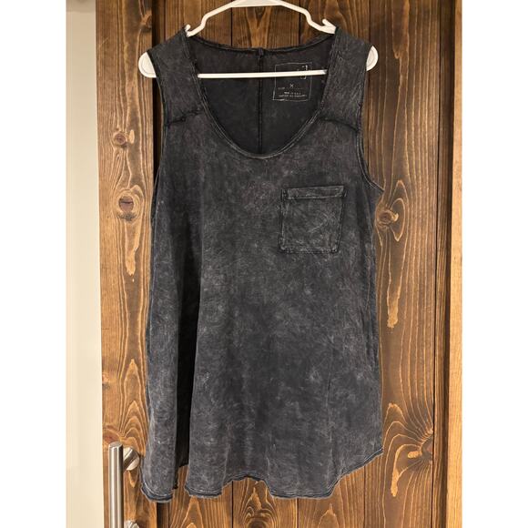 We The Free Free People Stonewashed Paper Thin Tank with Pocket - Picture 1 of 4